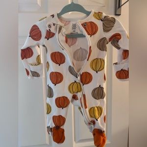 Fall / Halloween footie newborn
